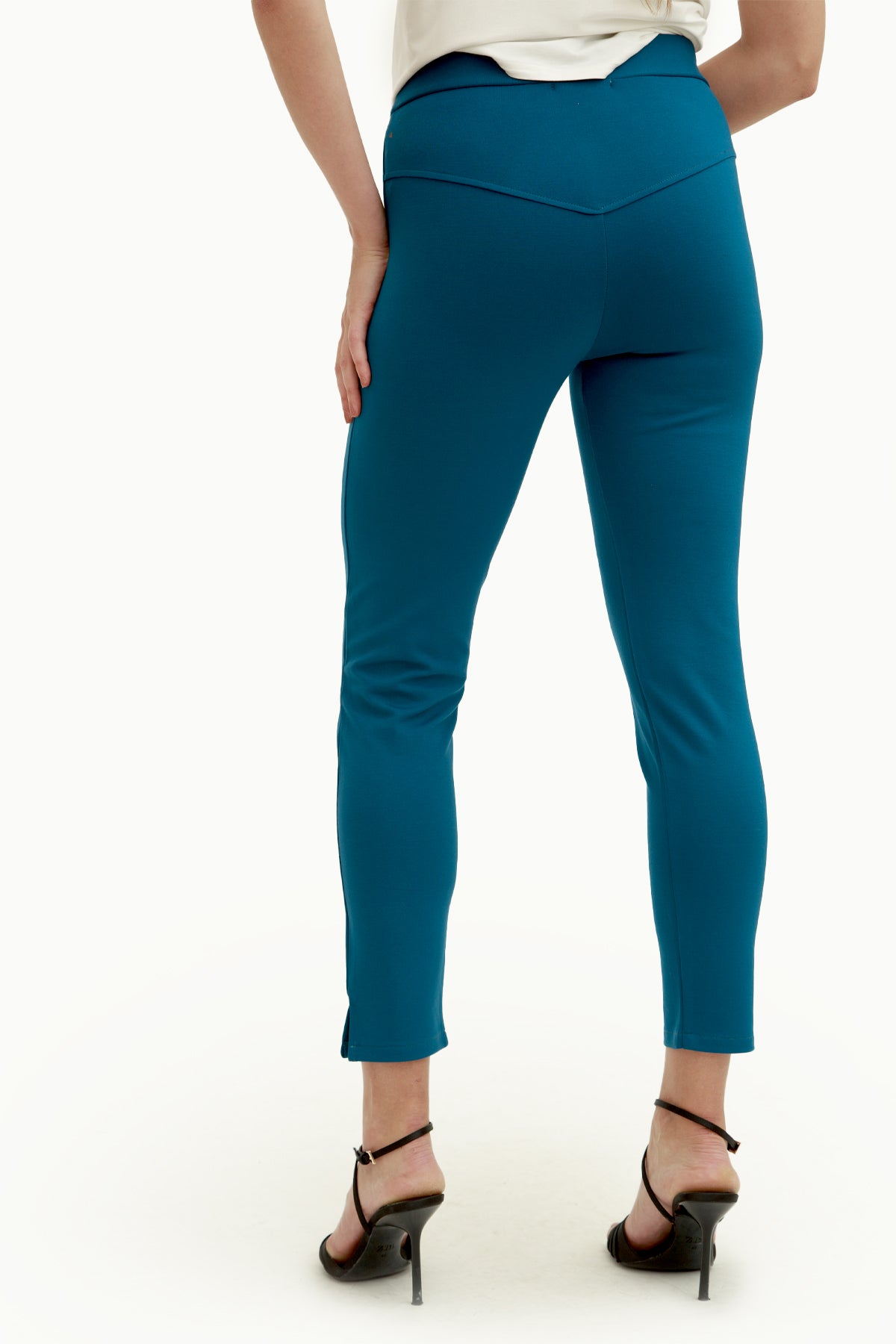 Pantaloni skinny