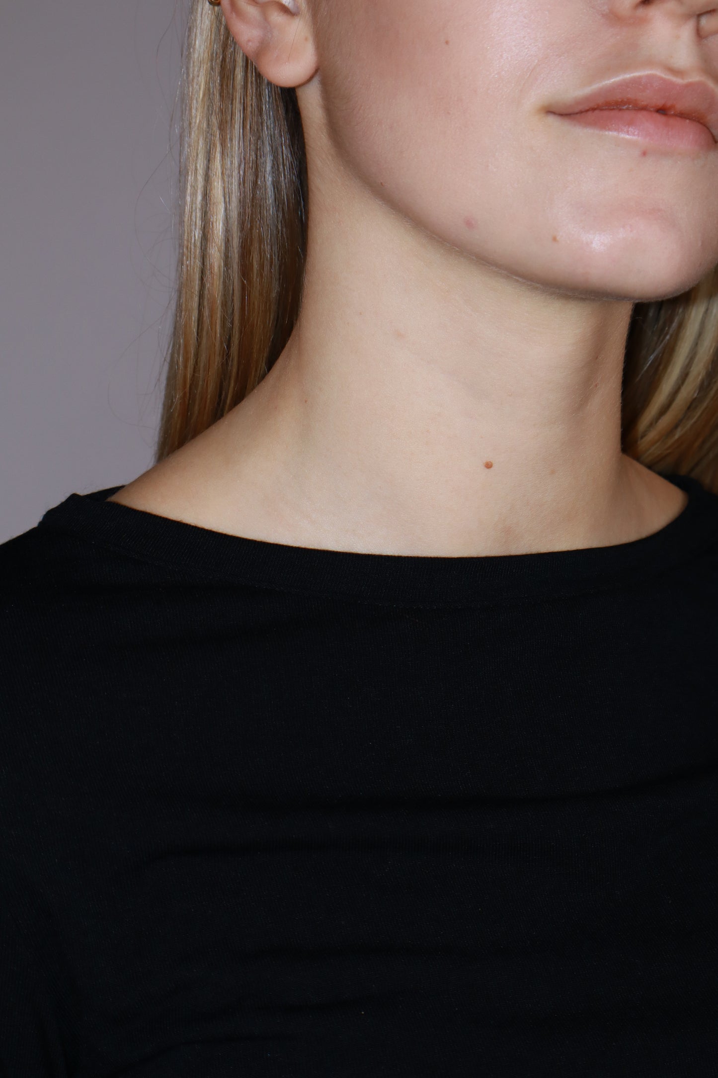 T-shirt manica lunga lanetta nera