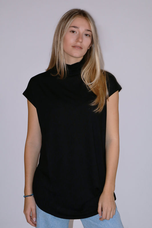 T-shirt s over smanica corta lanetta nera