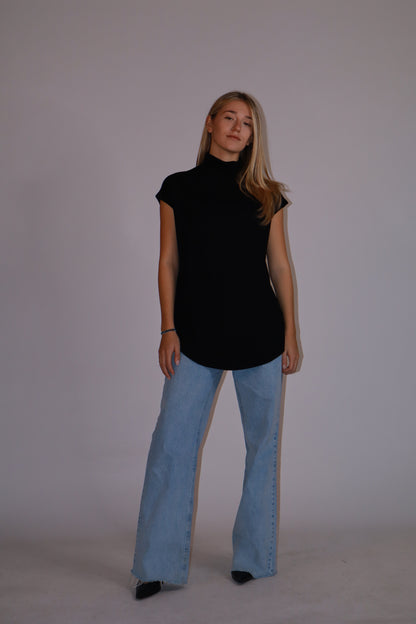 T-shirt s over smanica corta lanetta nera